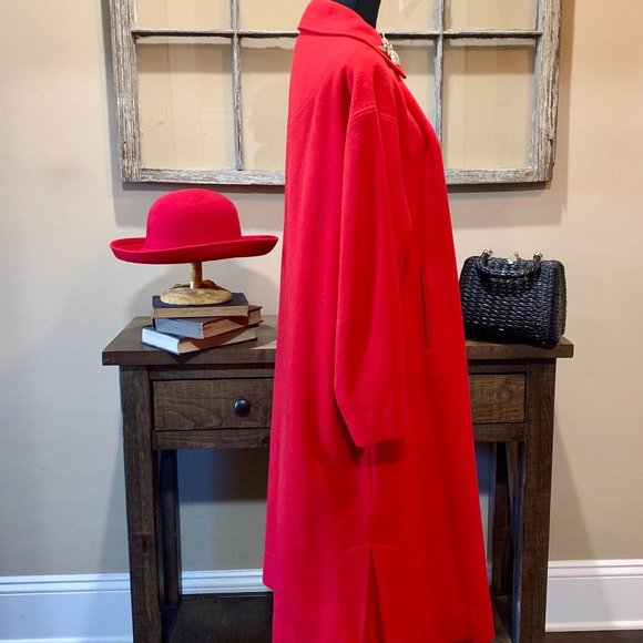 Vintage 1950s Cherry Red Coat Wool/Cashmere Blend - Picture 2 of 3